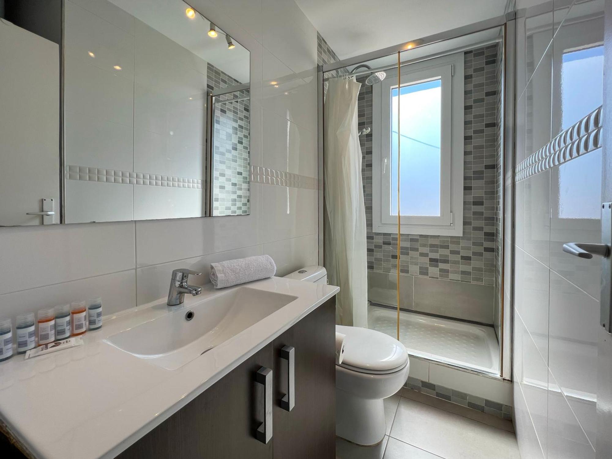 Stay U-nique Apartments Sèneca Barcelone Extérieur photo